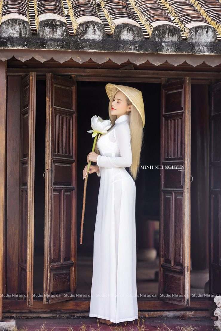 ao dai trang mong khoe vong 3 dep