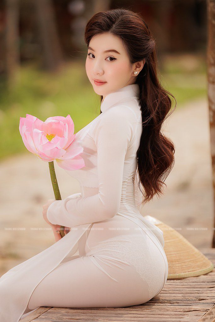 anh ao dai mong to 24