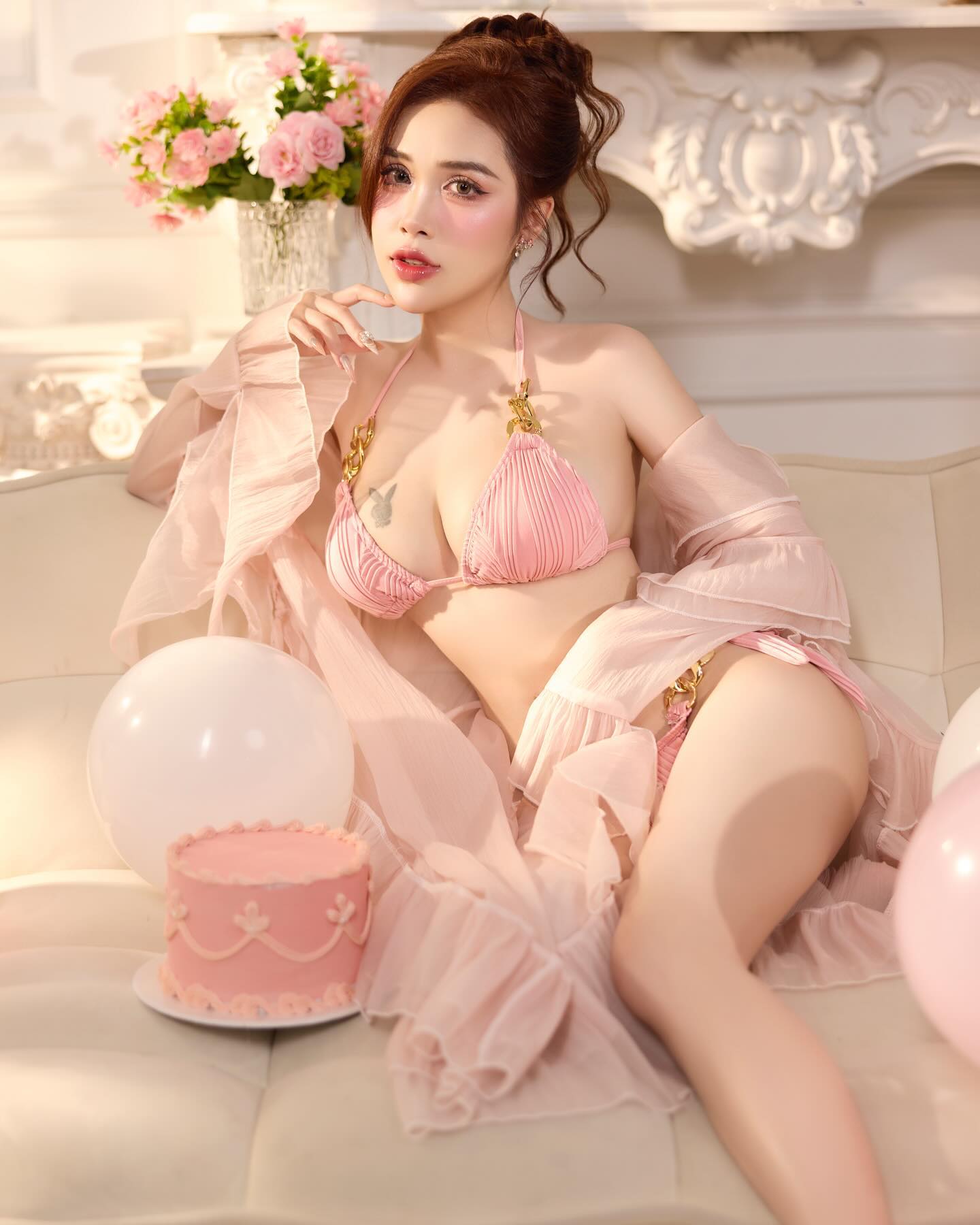 anh-pinky-bao-tran-sexy-mac-bikini-khoe-than-hinh-quyen-ru