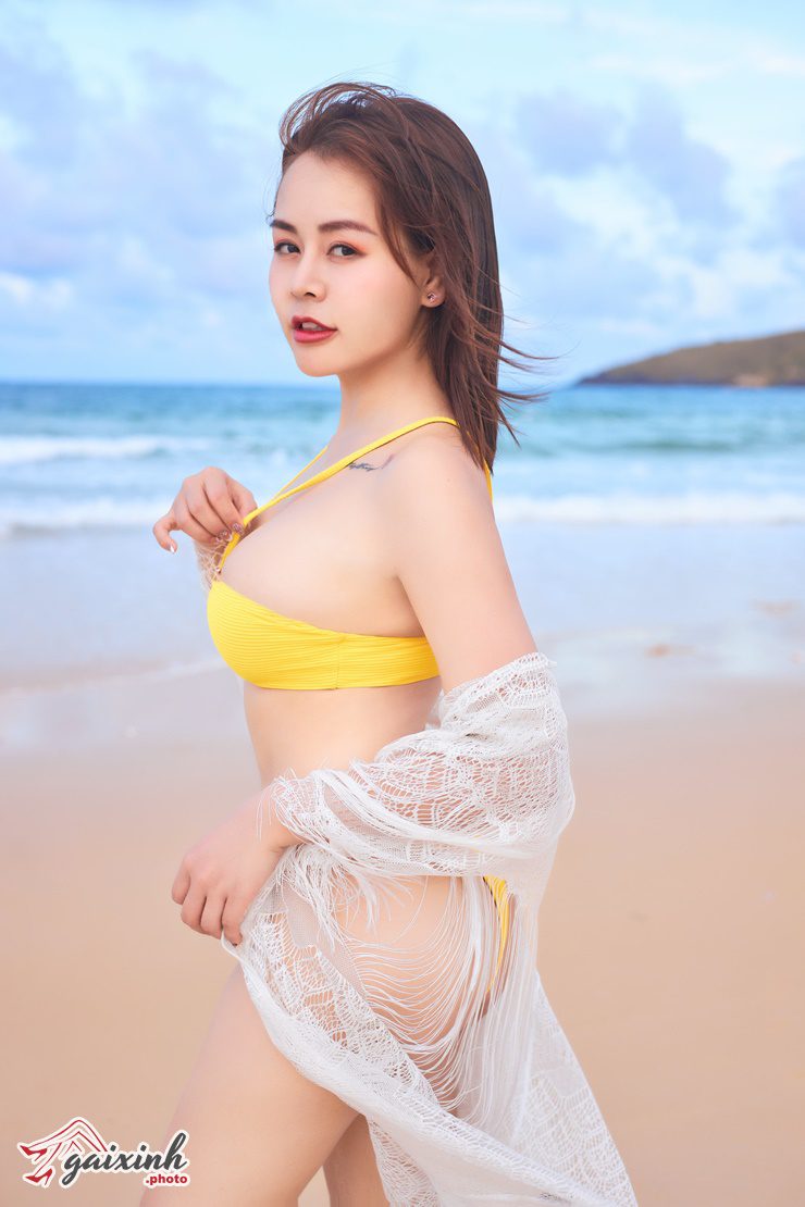 ảnh gái xinh mặc bikini