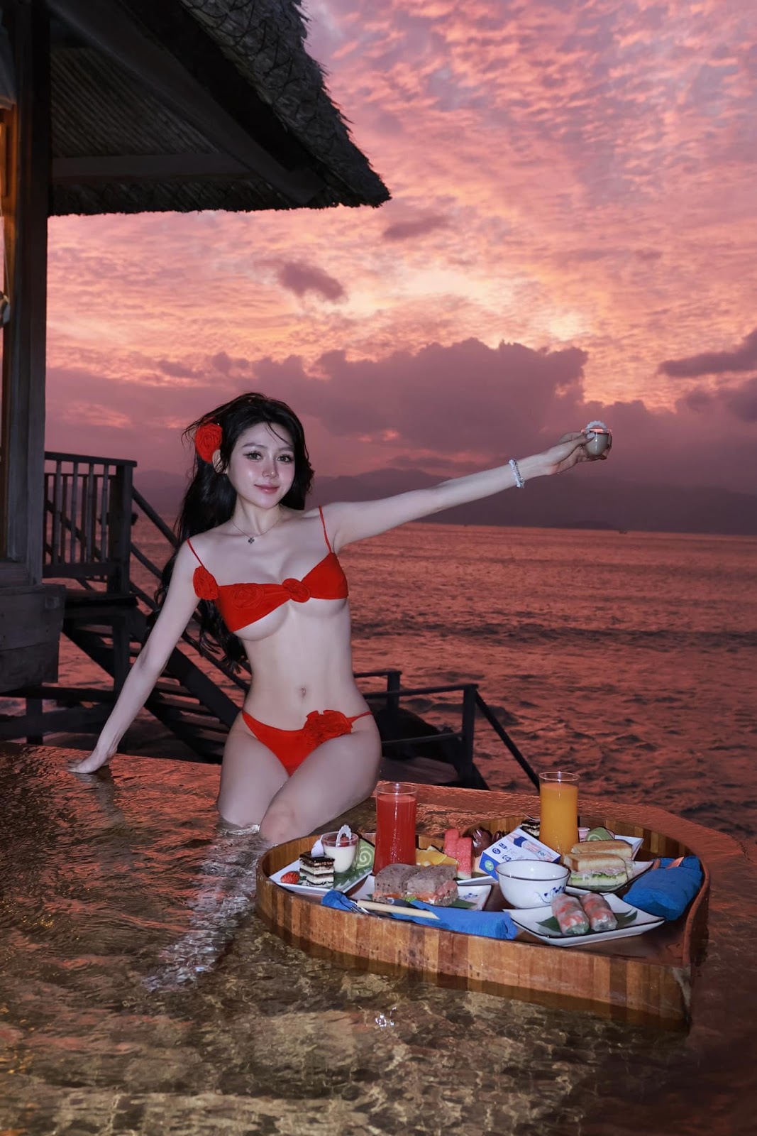 anh-nguyen-thi-tuyet-mac-bikini-sexy-lo-vu-to-cang-tron