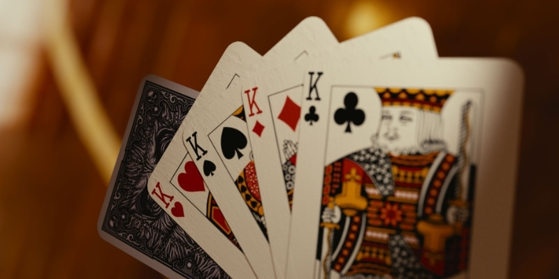 Nguyen-Nhan-Rikvip-Hap-Dan-Nhieu-Nguoi-Choi-Trung-Thanh cac-loai-game-slot-co-ty-le-thang-lon-tai-rikvip