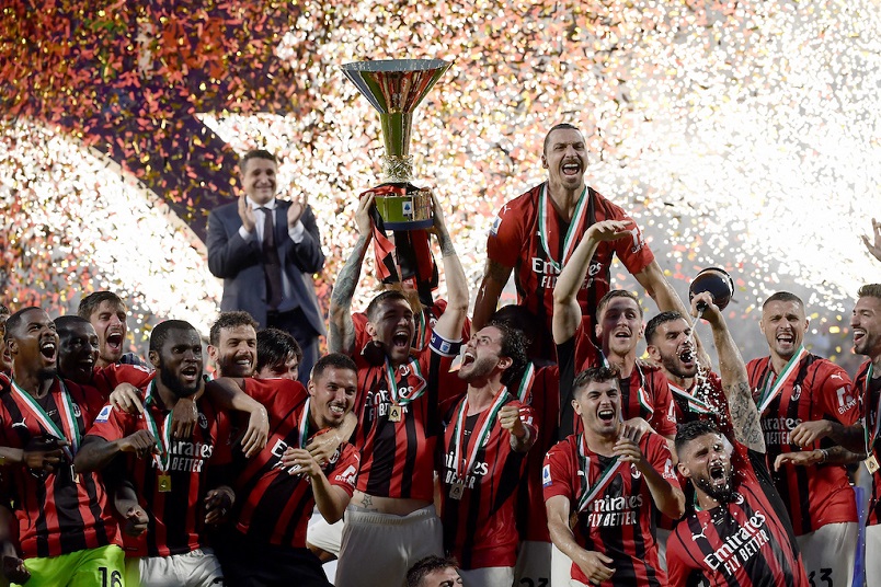 Real-Madrid-Va-Chiec-Cup-Bac-Thu-15 ac-milan-cua-nhung-thap-nien-truoc