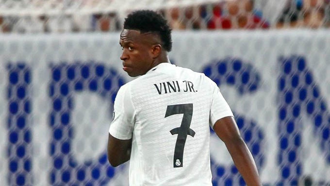 Tuong-Lai-Cua-Vinicius tai-sao-real-madrid-khong-muon-vinicius-toa-sang